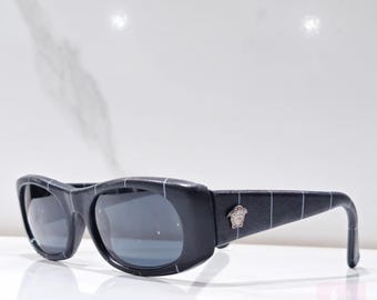 Gianni Versace 468 sunglasses vintage 90s occhiali lunette very rare leather stripes y2k 90s
