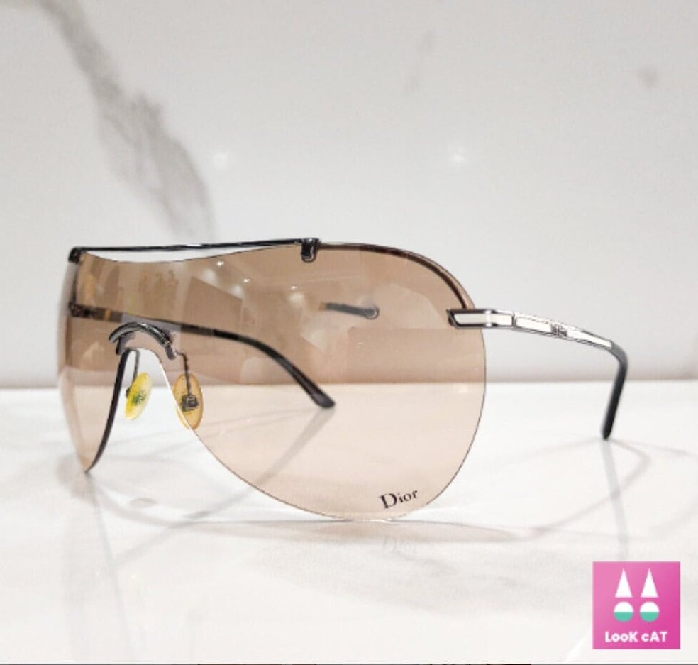 ≡ LOUIS VUITTON Sonnenbrillen für Damen - Sicher Kaufen