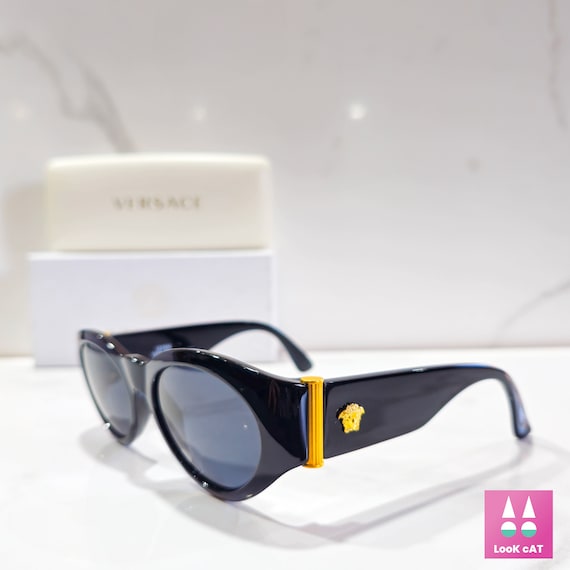 Gianni Versace 617 Vintage Sunglasses Gold Color Frame Occhiali