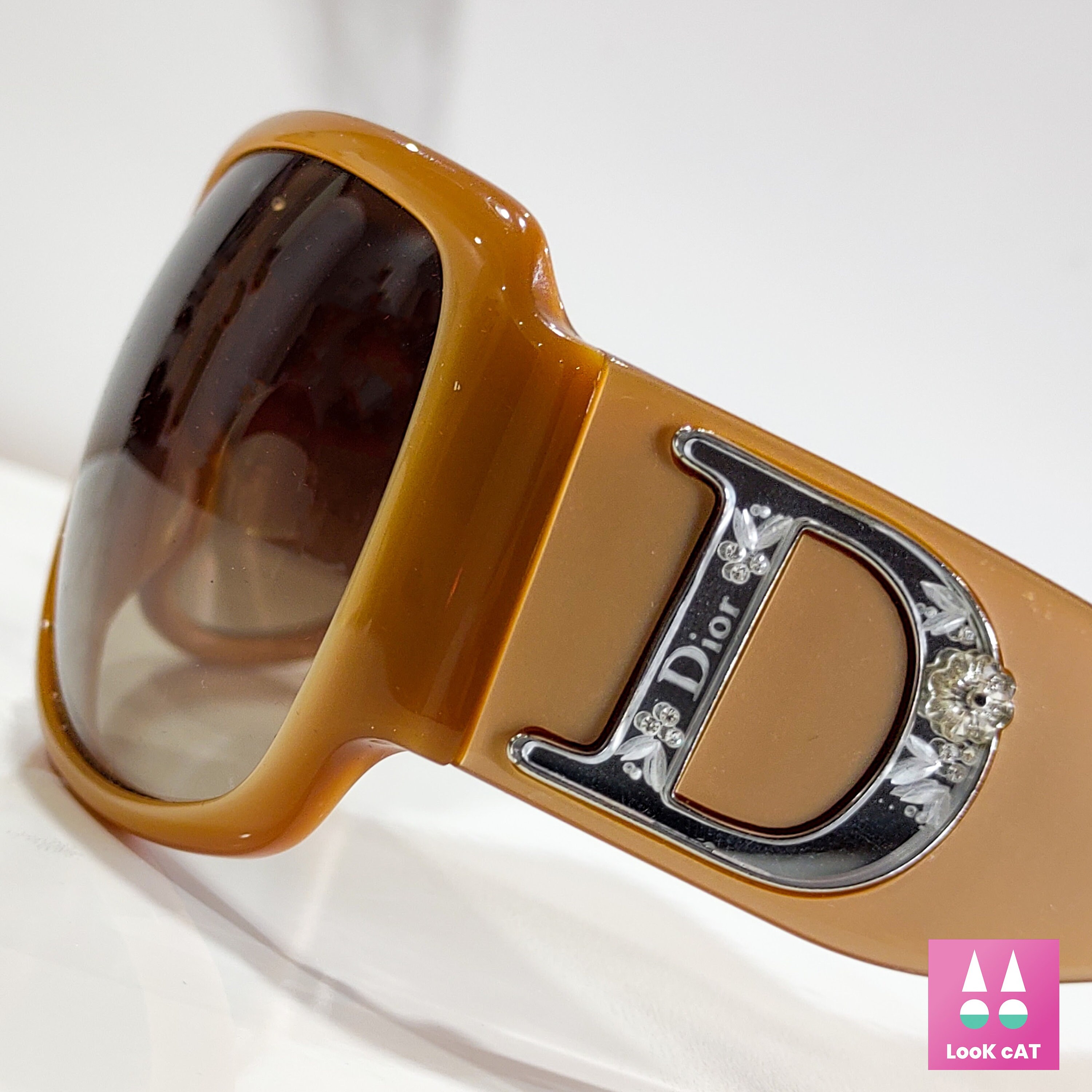 Christian Dior Glossy 1 Oversized Sunglasses Cream Logo Y2k