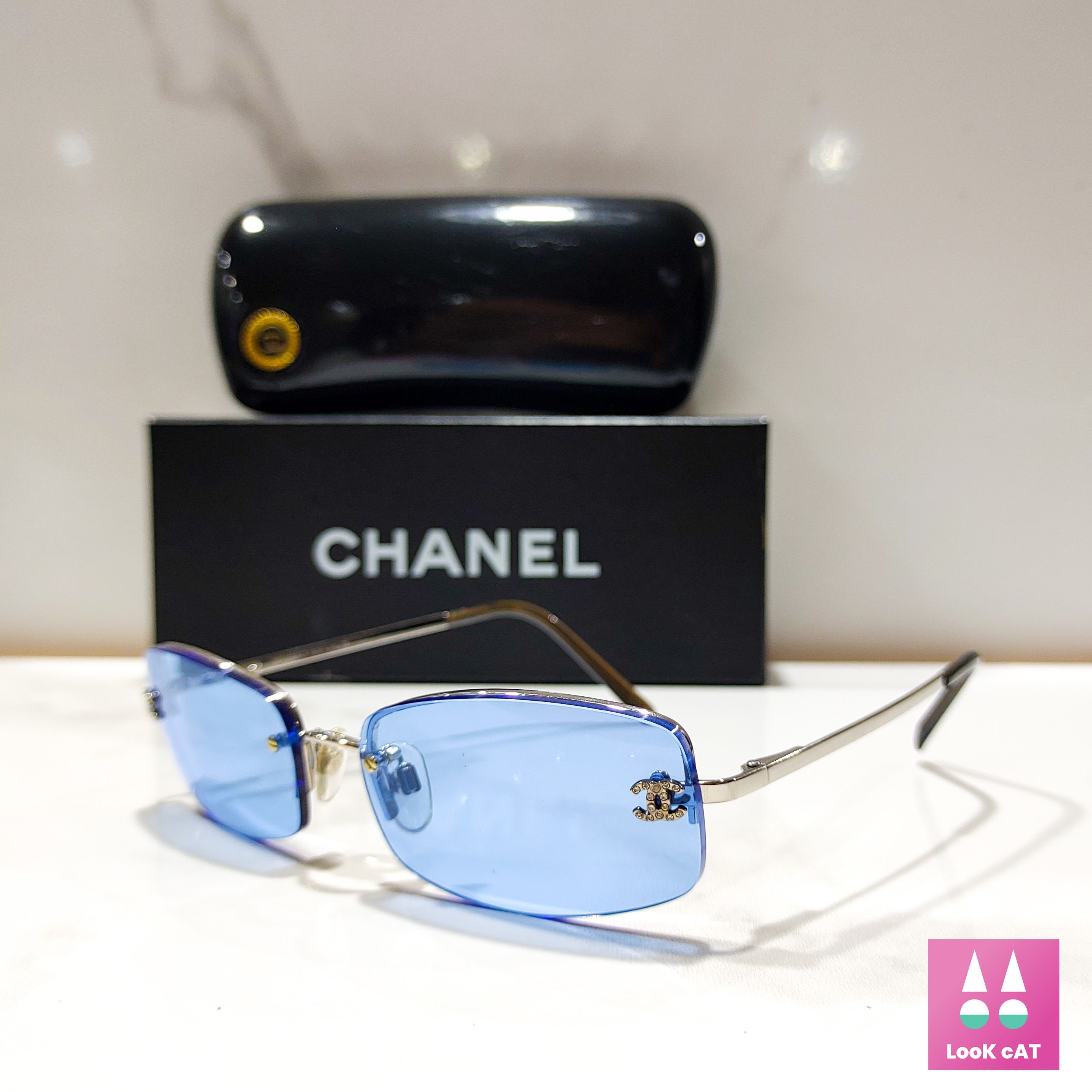 CHANEL, Accessories, Rare Chanel Rimless Sunglasses 47 D Blue Purple  Gradient Rhinestones