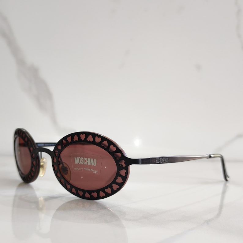 Gafas de sol Moschino modelo M 3089-S Hearts ICONIC y2k imagen 2