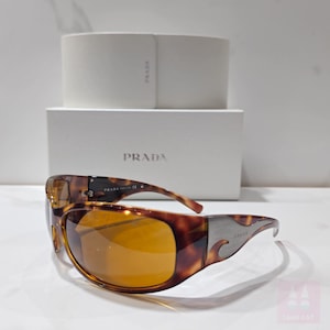 Prada vintage sunglasses SPR 03G  Brown with flame wave pattern wrap shield lunette brille y2k shades 2000s
