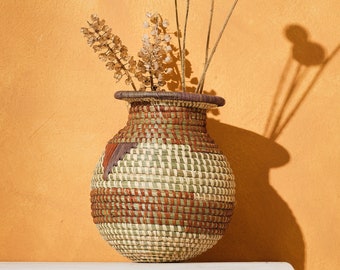 Woven vase for dried flowers | natural ethical sustainable vase handwoven in Uganda | Ethnic boho decor | Housewarming Gifts | Decorative