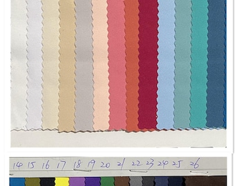 Puede incluir: Muestra de colores de 26 muestras de tela en varios colores. La tela es 88% poliéster y 12% spandex. La tela tiene 155 cm de ancho y pesa 200 gramos por metro cuadrado. La tela es adecuada para leggings, sujetadores, ropa de baile, ropa, trajes de baño y proyectos de bricolaje.
