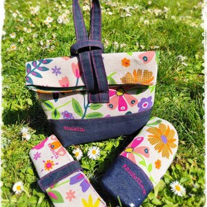 Hand bag kit clutch bag with glasses holder and pen case and makeup