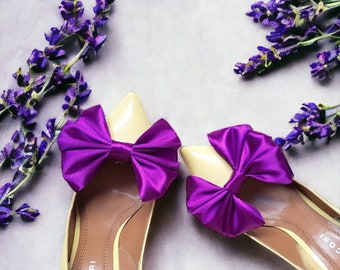 Schleife Schuhclips, Lila Schuhclips, Schuhzubehör, Braut Schuhclips, Satin Schleife Schuhclip, Lila Schleife, Schuhclip Hochzeit, Bögen für Schuhe