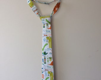 Chid tie, boys tie, dinosaur tie, dinosaur print, dinosaur gift, pageboy tie, dinosaur party, photo props, cake smash outfit, toddler tie