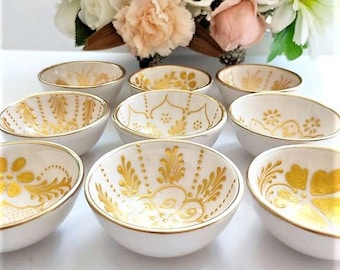 wedding candy bowls with gold acrylic paint pattern on a white background 3.14" diameter 50 pcs