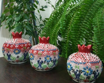 Hand‑made Ceramic Pomegranate Set (3 pcs) – Red Floral Turkish Pottery Decor