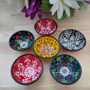 Handmade Ceramic Bowls: Bridal Shower Wedding Favors (3.14&#39;&#39; Diameter)