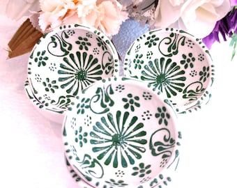 Handmade 6 pieces Mini Emerald Green Ceramic Bowl – Jewelry Dish • Sauce Bowl • Wedding Favors