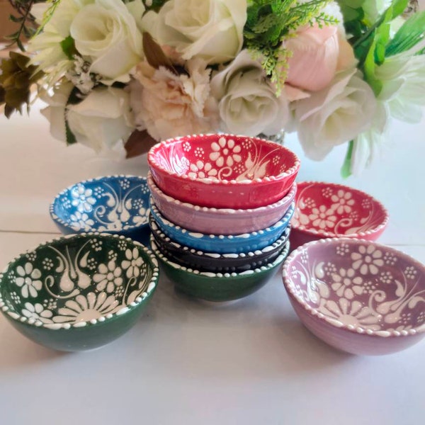 Wedding favors ceramic bowls