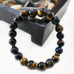 Honey Blue Tiger&#39;s Eye (Cat&#39;s Eye) Gemstone Mala Bracelet 8mm