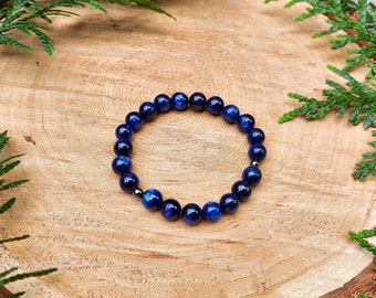 AA-grade Kyanite Mala Bracelet