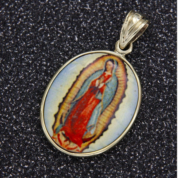 Pendentif en Or et Porcelaine Vierge de Guadalupe, Medaille Religieuse, Pendentif Vierge Marie, Bijoux Italiens