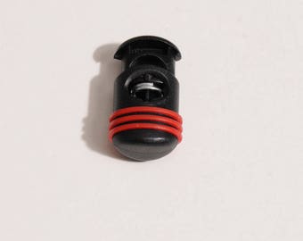 attache pour cordon 5 - 6 mm couleur noir et rouge 27 mm x 17 mm