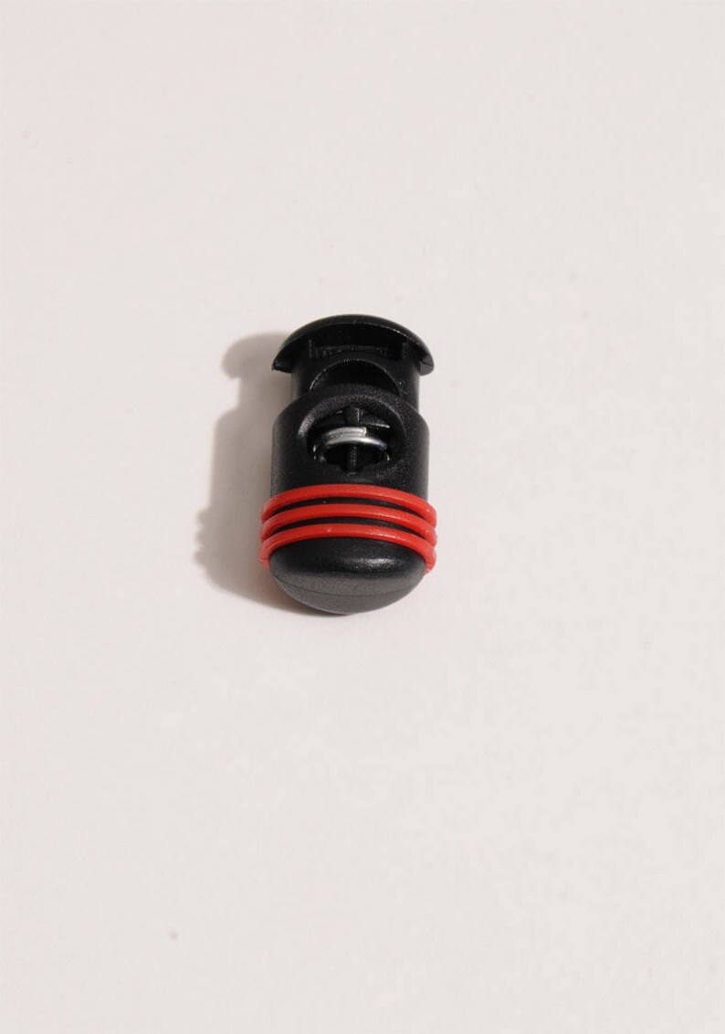 attache pour cordon 5 6 mm couleur noir et rouge 27 mm x 17 mm image 1