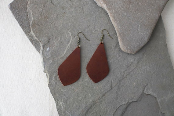 Orecchini Pendente A Foglia In Pelle Finta - Donna, Bohémien, Fatti A Mano, Leggeri, Doppio Strato, Regalo