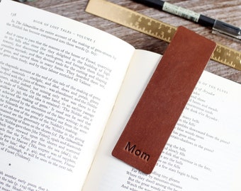 Minimalist Personalized Leather Bookmark