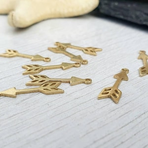 18 x 5mm Raw Brass Arrow Charms | 8 Pcs