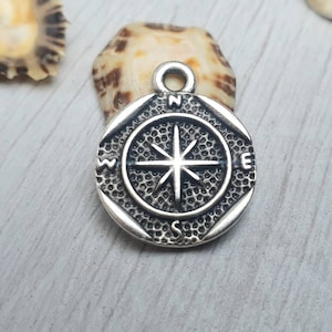 22 x 18mm Matte Antique Silver Plated Compass Pendant | 1 Pc