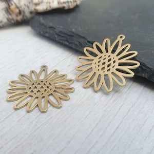 25.2 x 23mm Raw Brass Sunflower Pendants | 2 Pcs