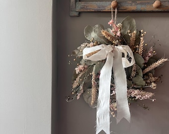 Dried Flower Wreath: Farmhouse Style Front Door Decor | 25cm