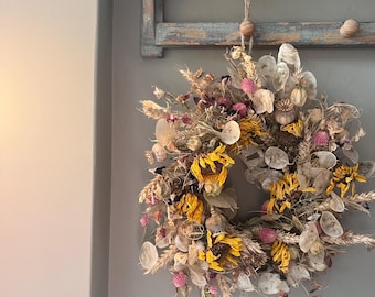 Spring Dried Flower Wreath: Farmhouse Decor (25x25cm)