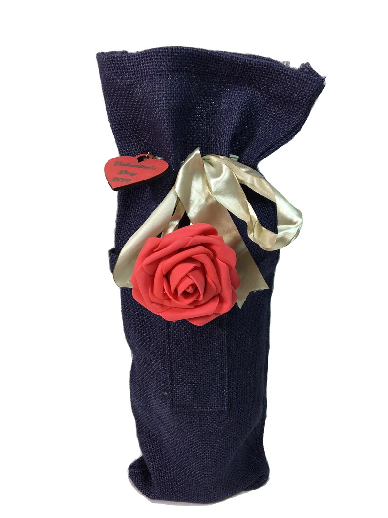 Valentine/'s Day 2019 Deluxe Valentines WineBottle Bag in Purple Jute With Wooden Gift Tag and Optional Red Rose