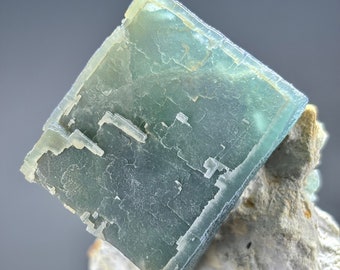 5 インチ モランディ フローライト、黄崗梁鉱山産、ケシケテン チー