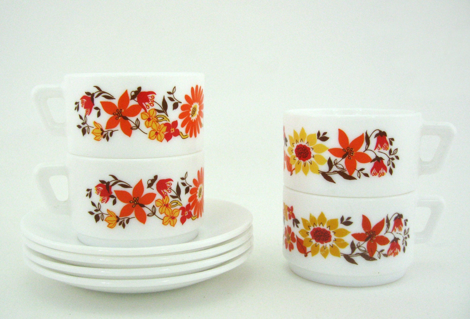 4 Tasses et Soucoupes en Opale Verre Trempé - Décor Marguerites Tournesols Flore Arcopal France Vint