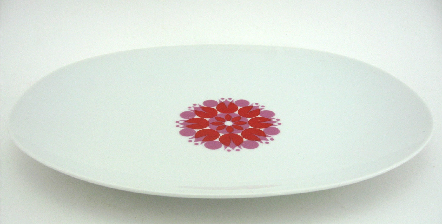 Plat de Service en Porcelaine Blanche - Décor Floral Pinwheel Rose et Rouge Thomas Germany Rosenthal