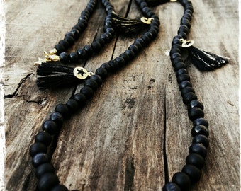 Boho chic necklace {WhAteVer cAUSeS night...}