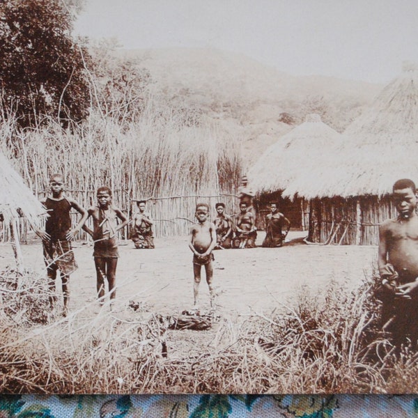 Zulu African native tribe - South Africa Postcard Native Children and Village -  portrait ethnique  - art africain