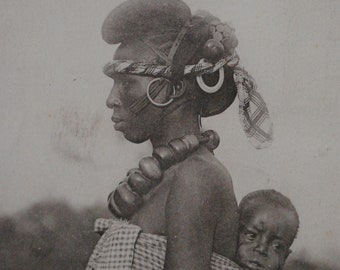 Art africain - Rare  portrait de femme Malinké avec coiffure Foulah - Afrique - guinée ou cote d'ivoire - carte postale ancienne ethnique