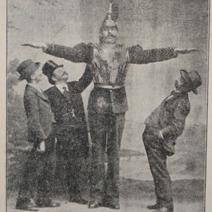 Freaks- rare homme géant- carte postale ancienne-monstre de foire- Thomas Dilkens-soldat américain géant- curiosité médicale-ref250