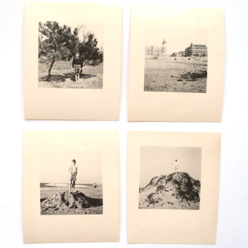 4 photos-beach-seaside-child to the sea-4 small original amateur photographs black and white vintage-Belgium