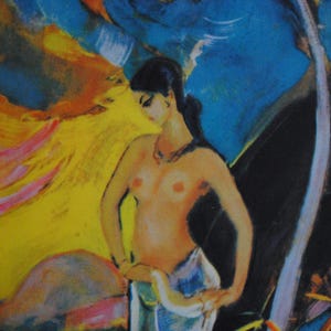 Arte mural con una mujer colorida y tropical - Arte expresionista de Nicholas Roerich - Tarjeta vintage de los años 80 - Arte mural con una mujer desnuda en amarillo y azul - Refarts
