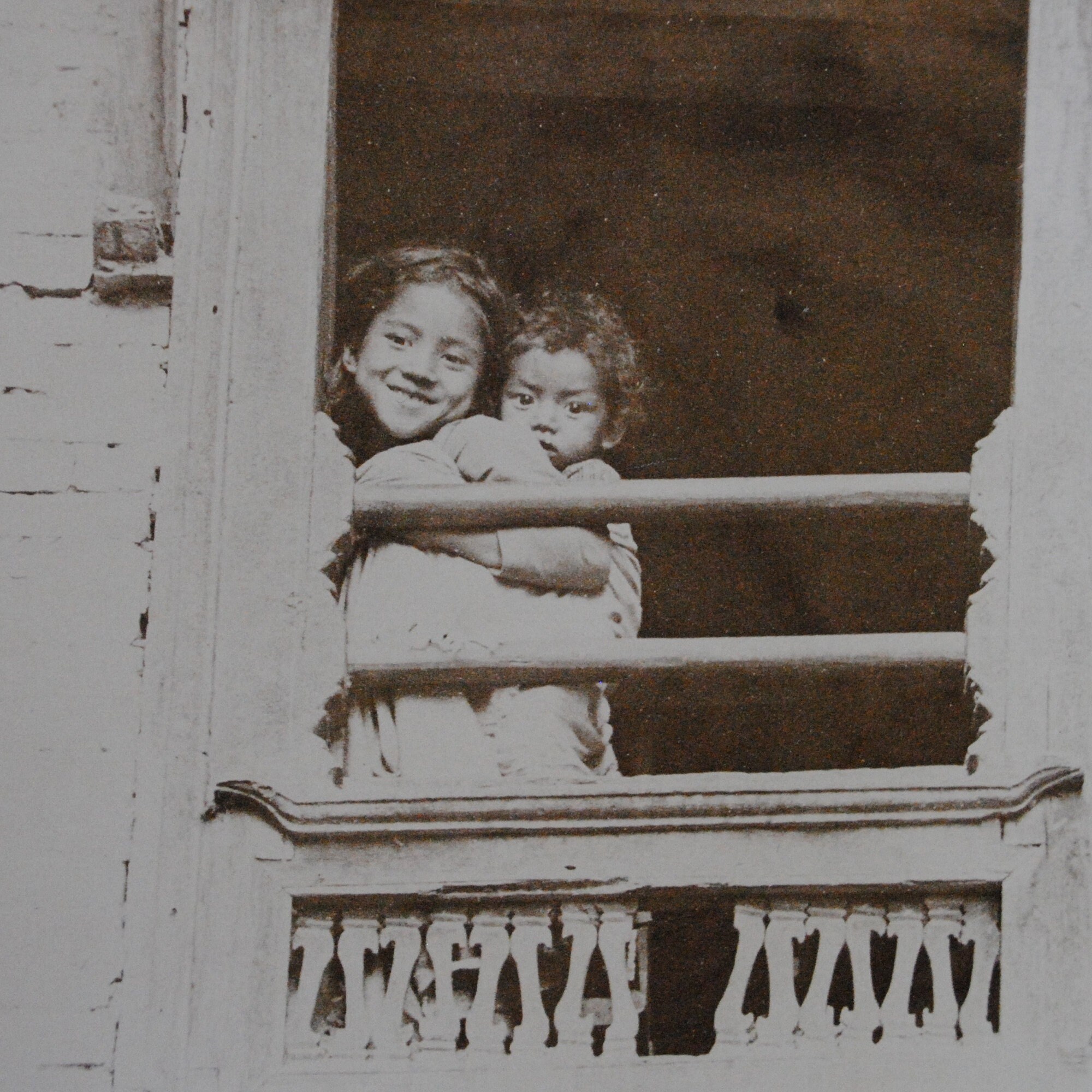 Inde/Véritable Photo Portrait de Deux Petites Filles /Souvenir Inde 1950-60