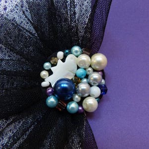 Large black fan-shaped brooch in tulle, mother-of-pearl bird, blue beads image 2