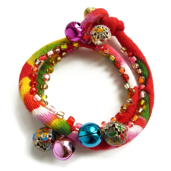 Bracelet tissu coton femme fille ethnique Grelots - rouge et multicolore - 16 à 18 cm