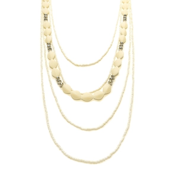 collier long sautoir pour femme  - perles blanc cassé crème clair beige pâle