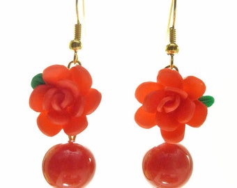 Boucles d'oreilles perle en pierre Fleur roses en polymère ROUGE VIF et doré