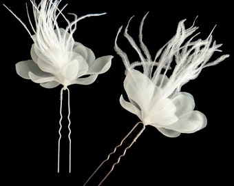 2 retro organza feather pins - Hair pins Bun hairstyle Wedding - white or ivory
