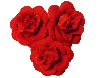 Broche fleur camélia rouge en tissu ,double fonction pince à cheveux, bijou cérémonie