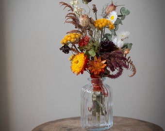 Autumn Dried flower bud vase arrangements. Posy of natural British dried flowers. With / without vase. Gift flowers. Autumnal