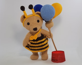 Bear cub disquised as a Bee crochet patern