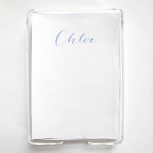 MEDIUM LUCITE