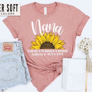 Nana Shirt with Grandkids Names Personalized Nana Floral Shirt Custom Grandkids Names Shirts Grandma T-Shirt for Mother&#39;s Day Gift Nana Gift